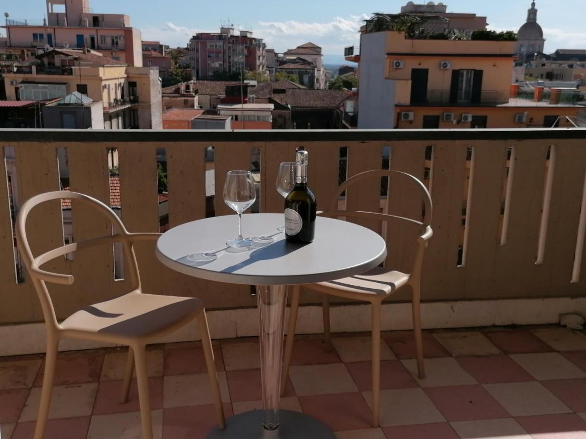 Inner City De Luxe Apartment Catania Eksteriør billede