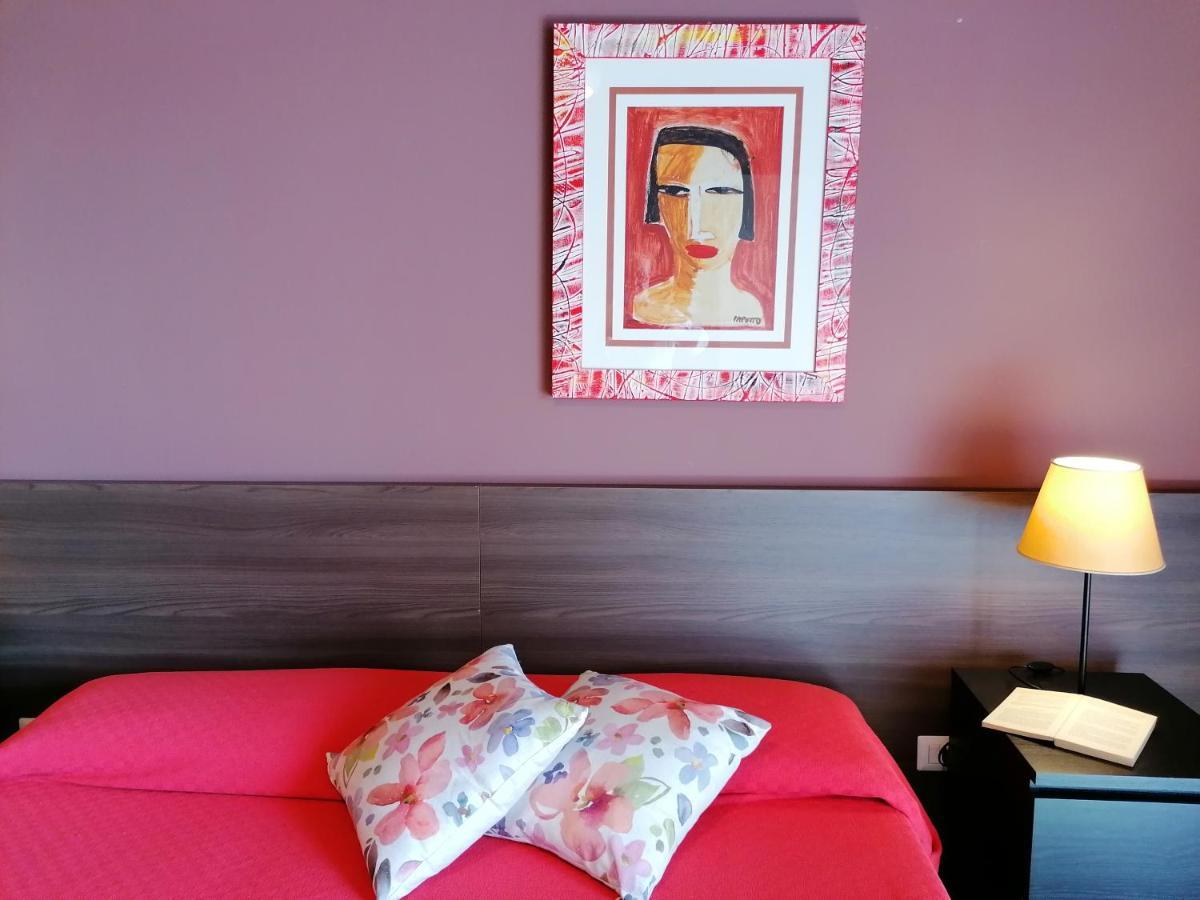 Inner City De Luxe Apartment Catania Eksteriør billede